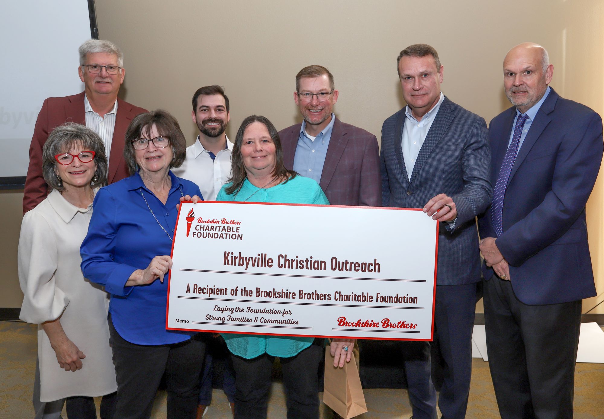 Brookshire Brothers Charitable Foundation Presents Checks to 2024 Grant